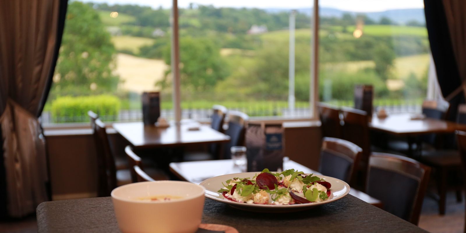 Restaurant Views, The Mellon Country Inn