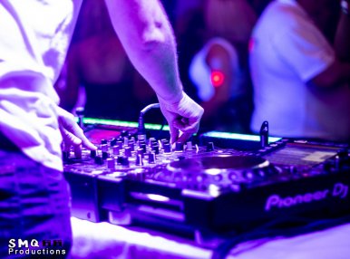 Entertainment & Events